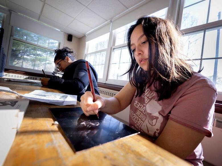 students drawing Penn State Abington (near Philadelphia)